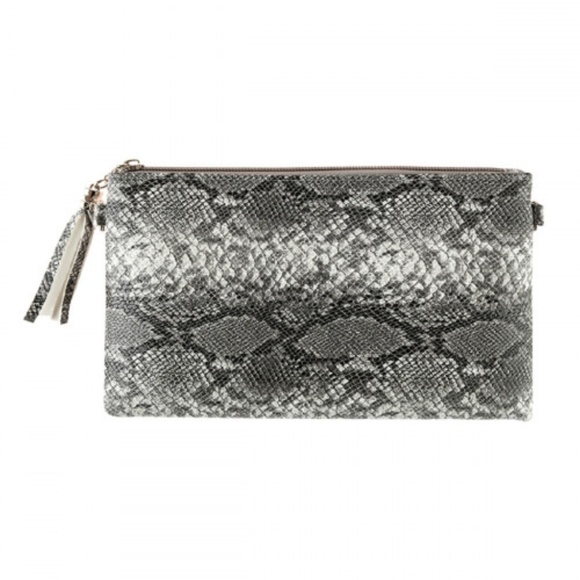 BLACK SNAKE SKIN CROSSBODY OR CLUTCH - Picture 2 of 7